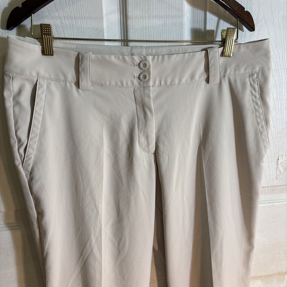 Nike Golf Pants Women's Tour Fit Dry Size 10 Light Tan Cropped Polyester/Spandex